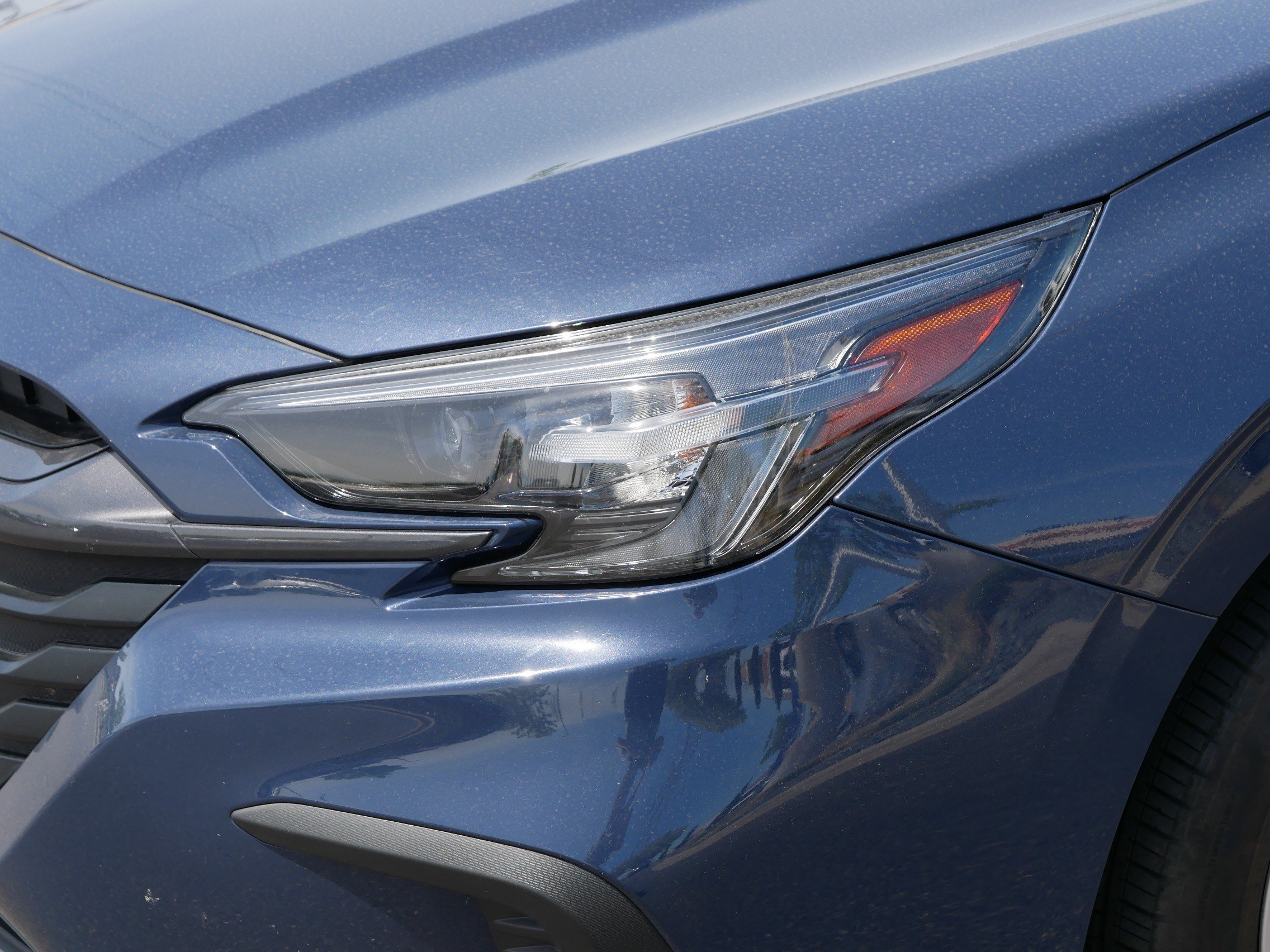 Used 2025 Cosmic Blue Pearl Subaru Premium image 16