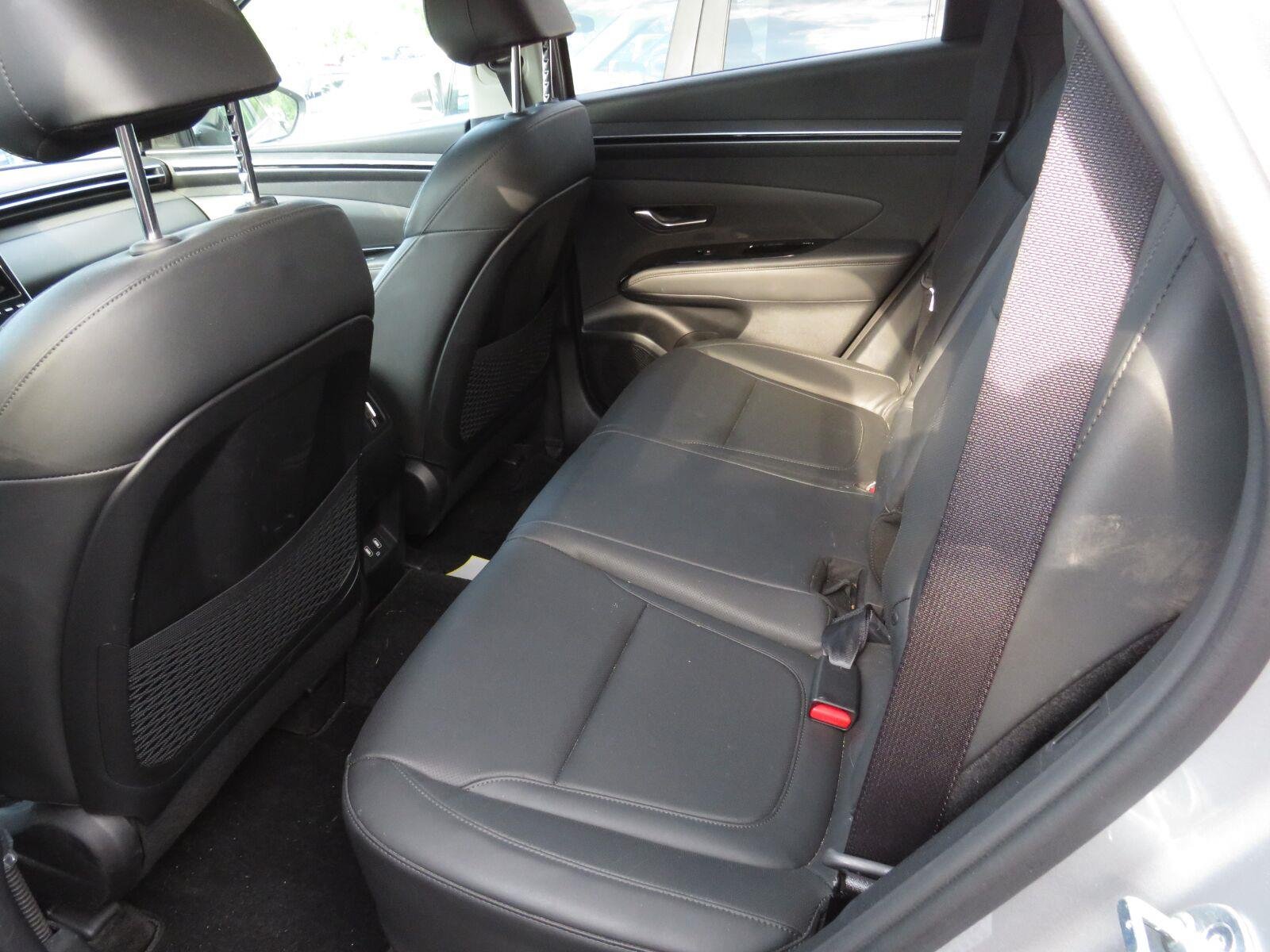 Used 2023 Shimmering Silver Hyundai SEL Convenience image 14