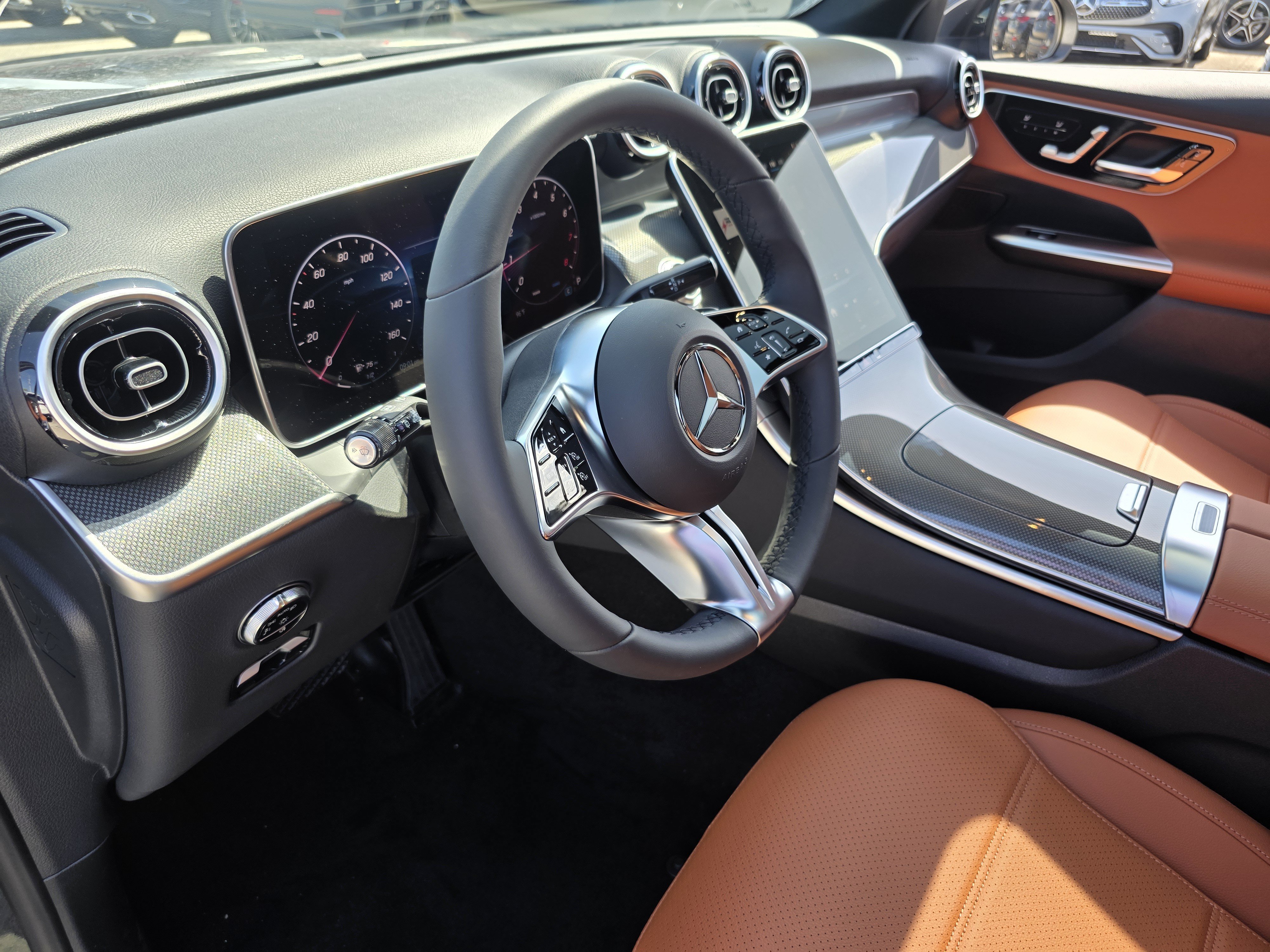 New 2026 Graphite Grey Metallic Mercedes-Benz GLC 300 image 17