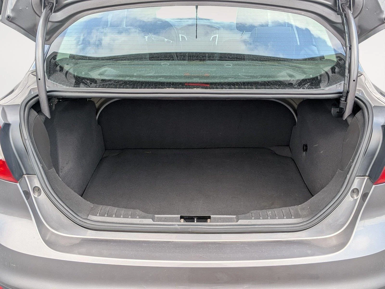 Used 2012 Sterling Gray Metallic Ford SE image 28
