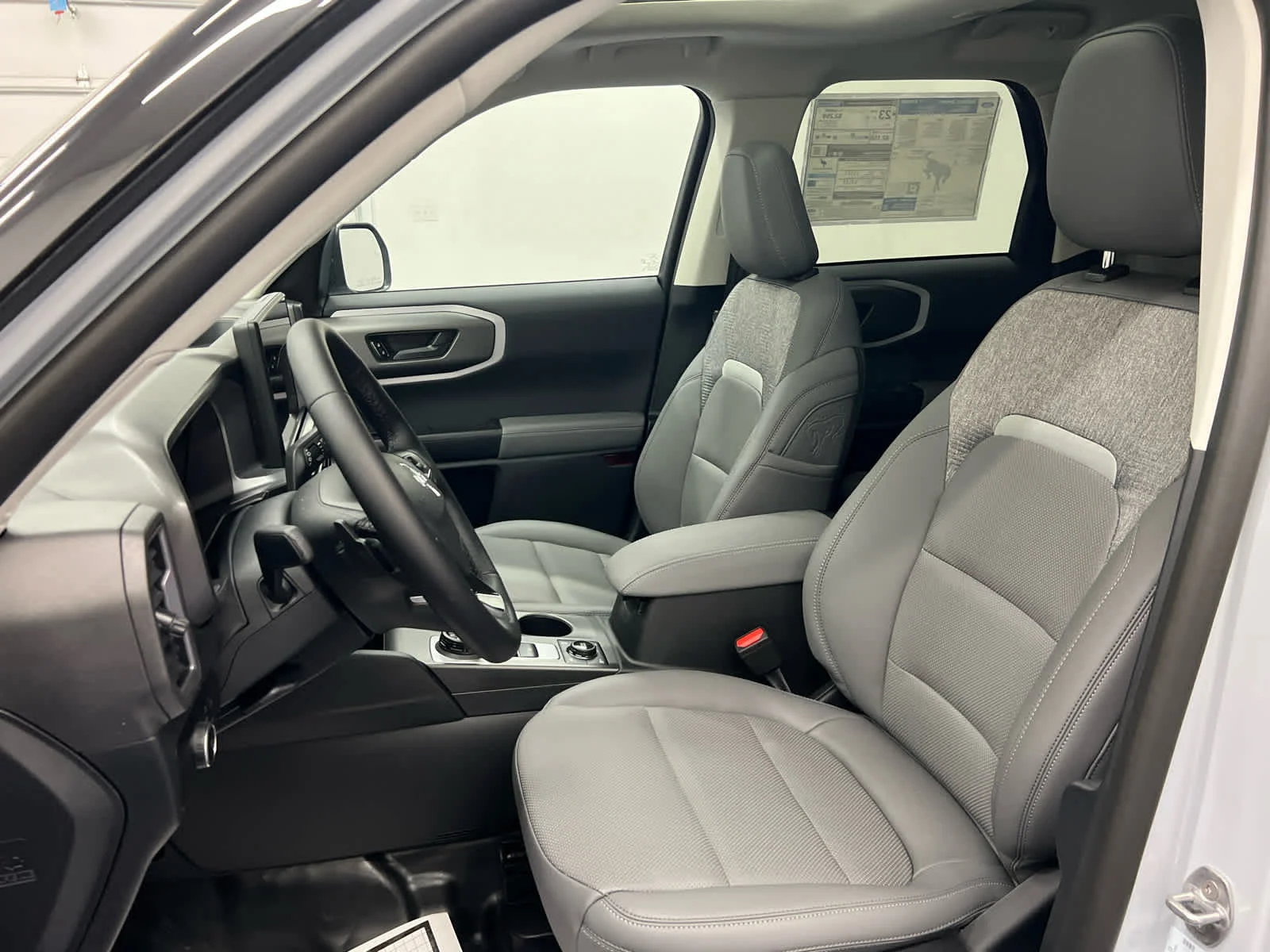 New 2026 Space White Metallic Ford Badlands image 10