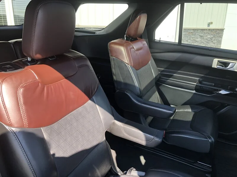 Used 2022 Grey Ford Platinum image 21