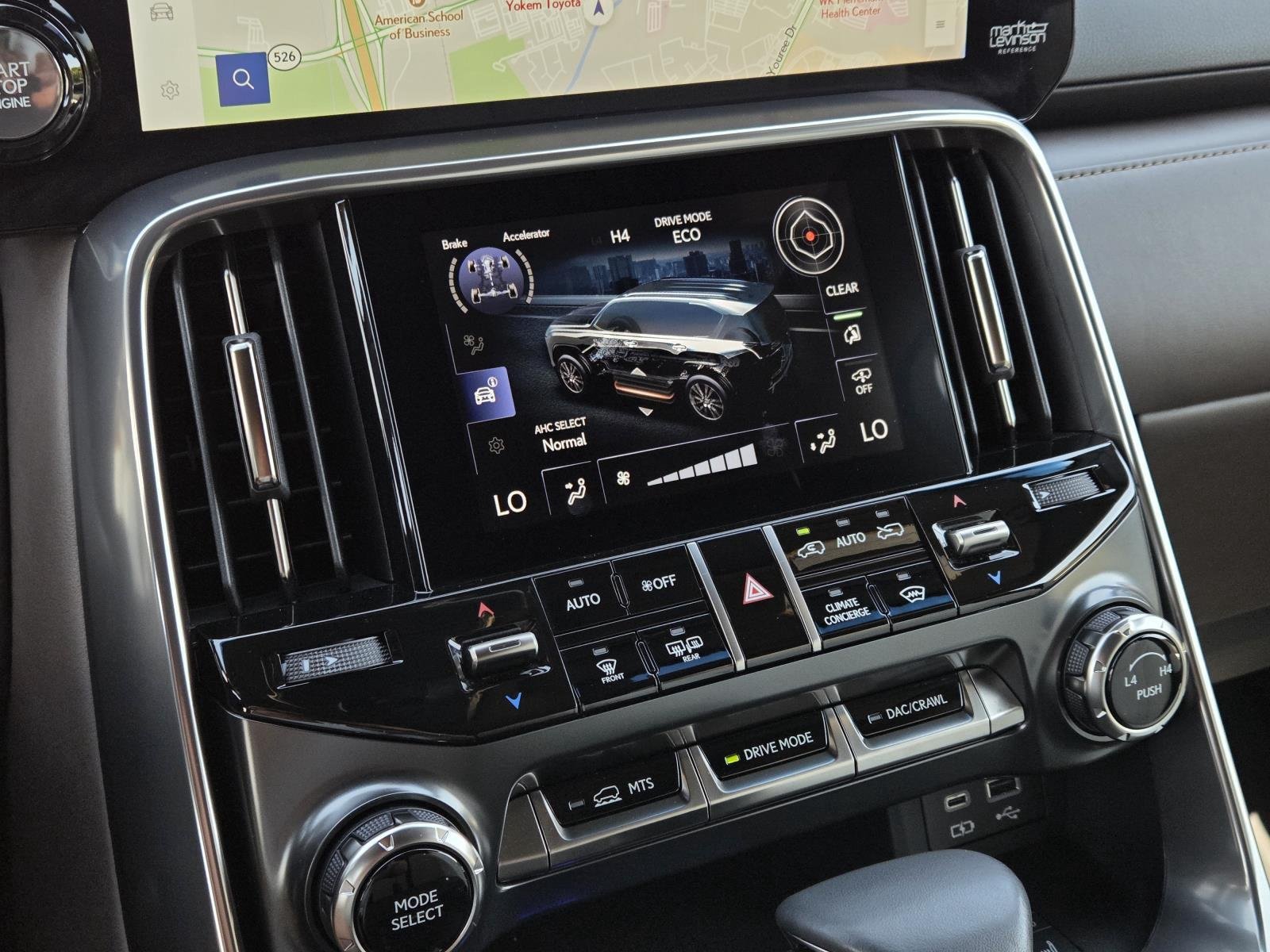 Used 2023 Eminent White Pearl Lexus LX 600 Luxury image 27