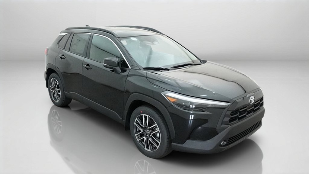 New 2026 Jet Black Toyota XLE image 31