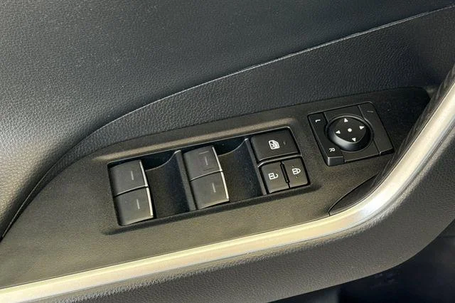 Certified Used 2023 ICE CAP Toyota  image 13