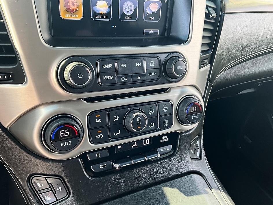 Used 2018 White GMC Denali image 23