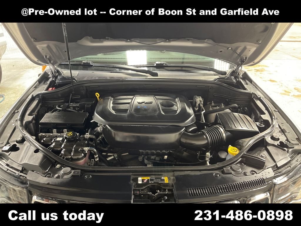 Used 2021 Silver Jeep Limited image 10