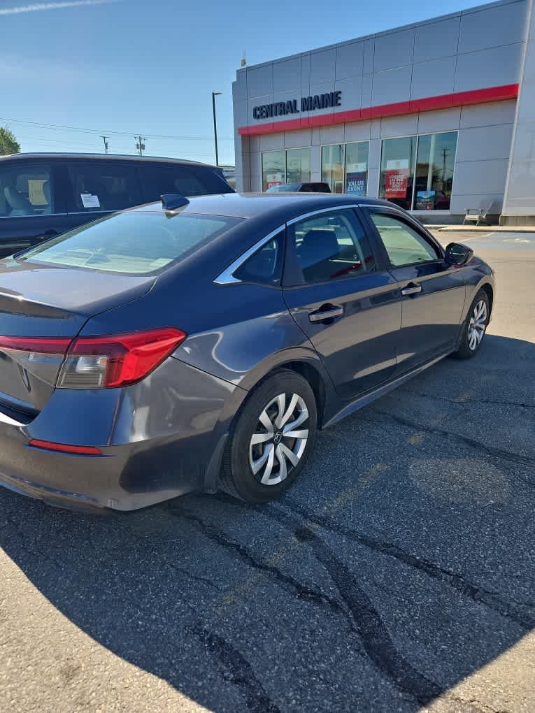 Used 2022 Meteorite Gray Metallic Honda LX image 3