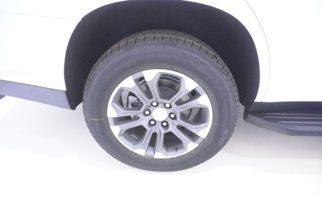 New 2027 Summit White Chevrolet LS image 6