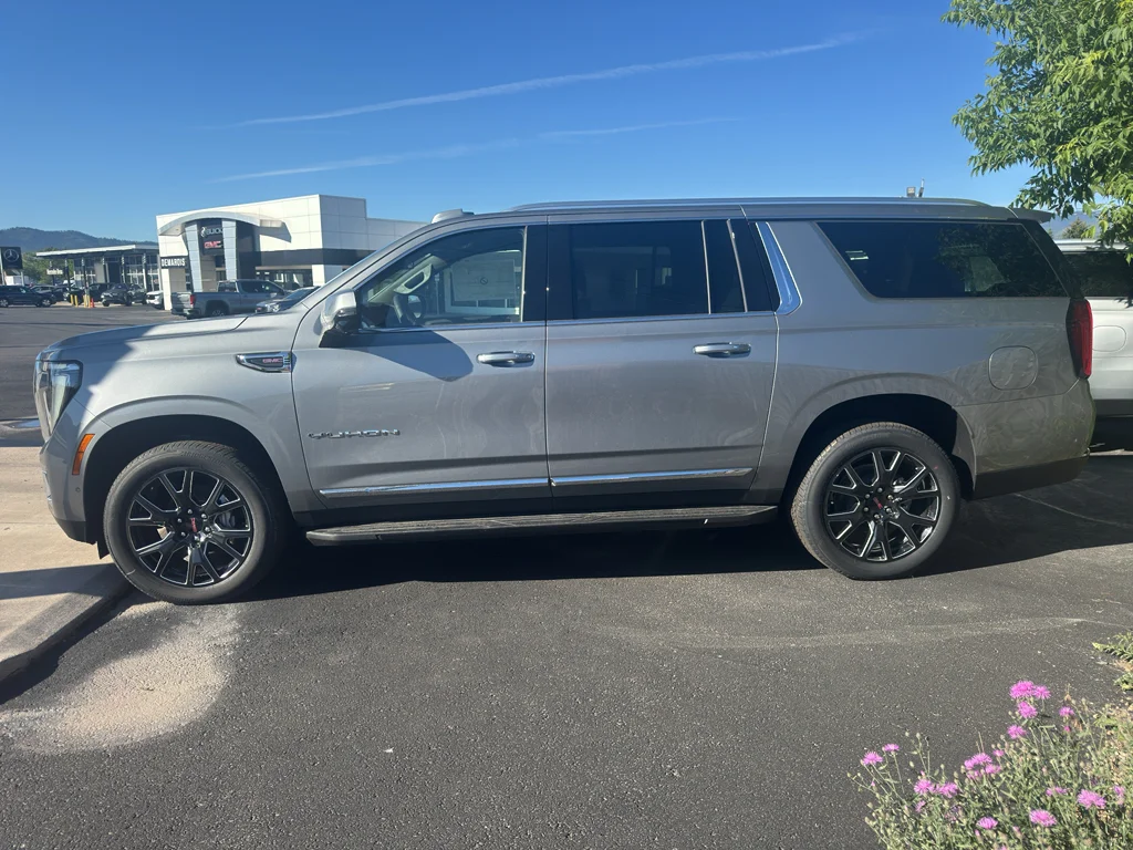 New 2026 Sterling Metallic GMC Elevation image 1