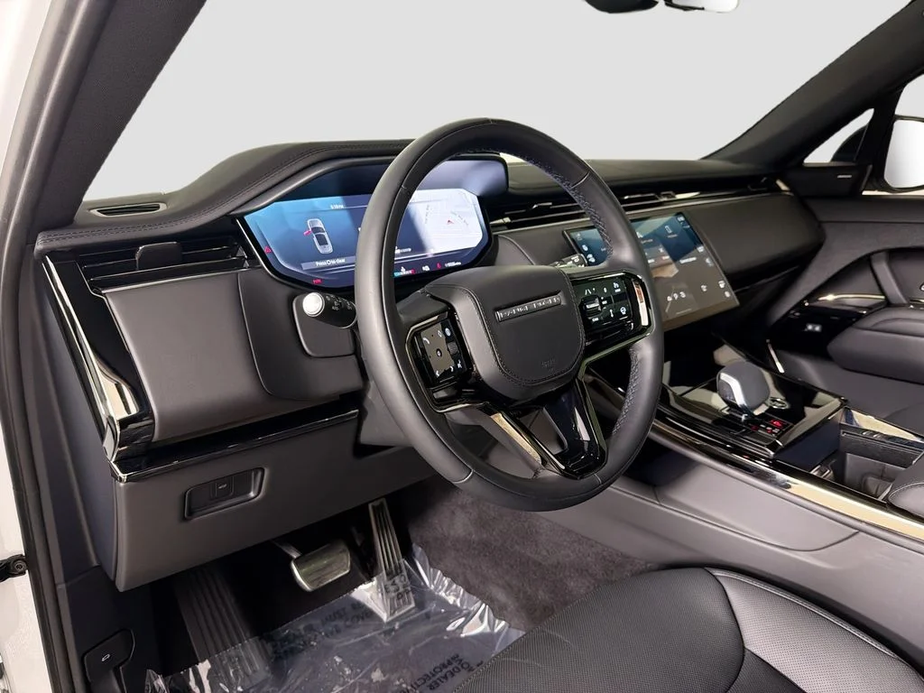 Certified Used 2024 White Land Rover Dynamic SE image 9