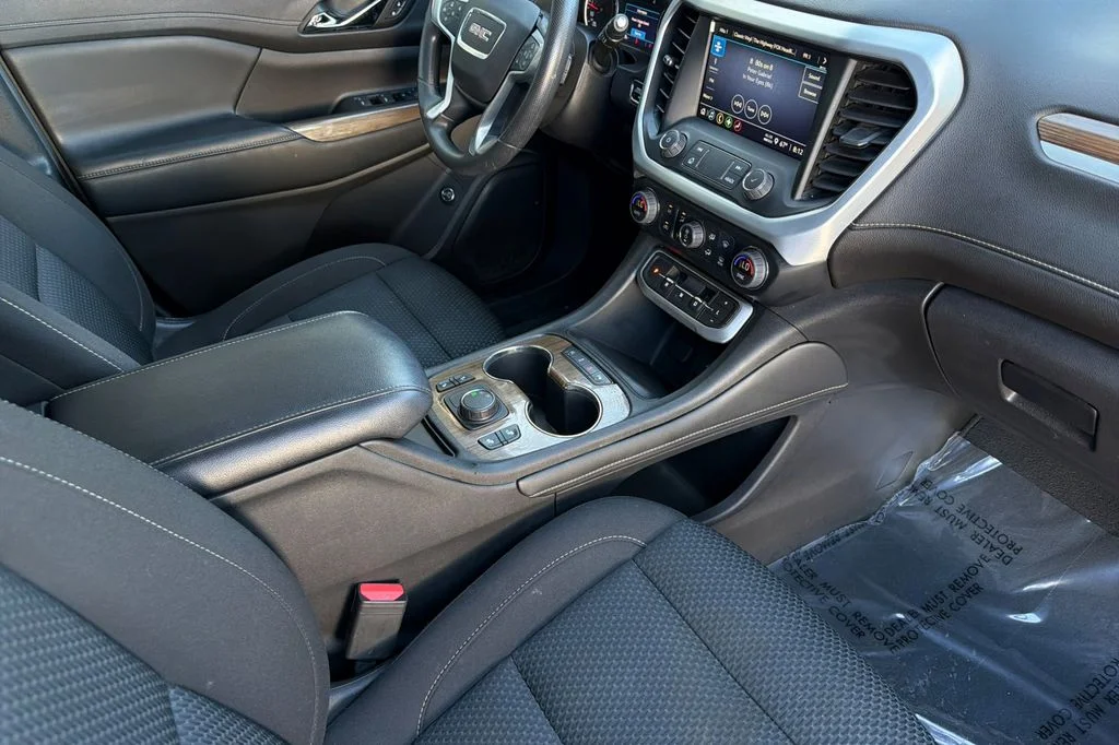 Used 2022 Satin Steel Metallic GMC SLE image 18
