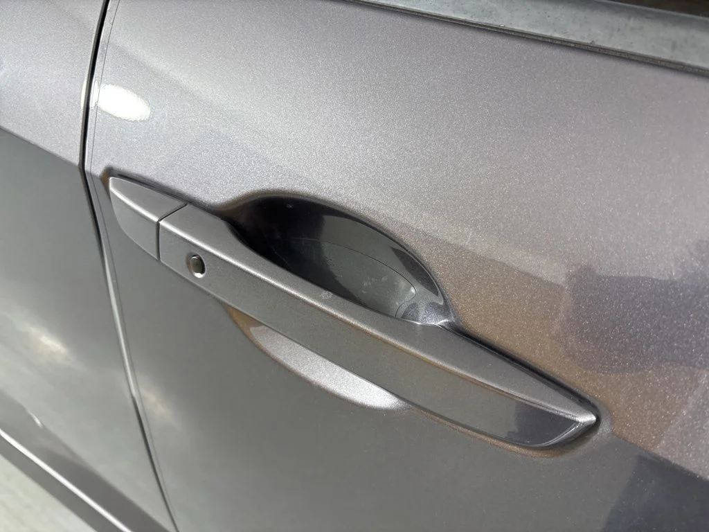 Used 2017 Gray Honda EX-L image 12