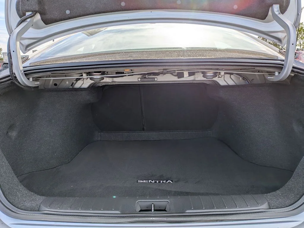 Certified Used 2022 Brilliant Silver Metallic Nissan SV image 6