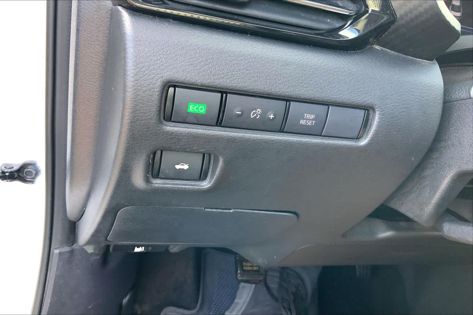 Used 2020 Fresh Powder Nissan SV image 33
