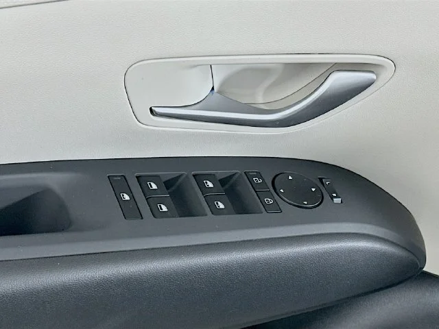 New 2026 Hyundai TUCSON SEL