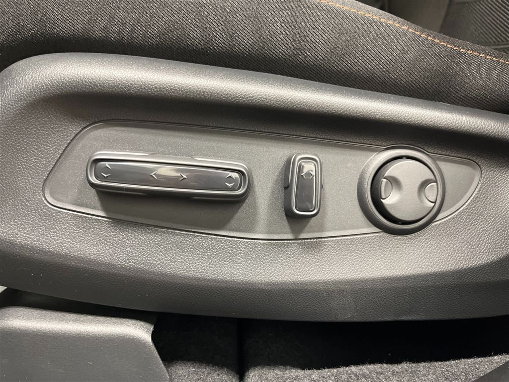 New 2026 Canyon River Blue Metallic Honda AWD Sport Hybrid image 14