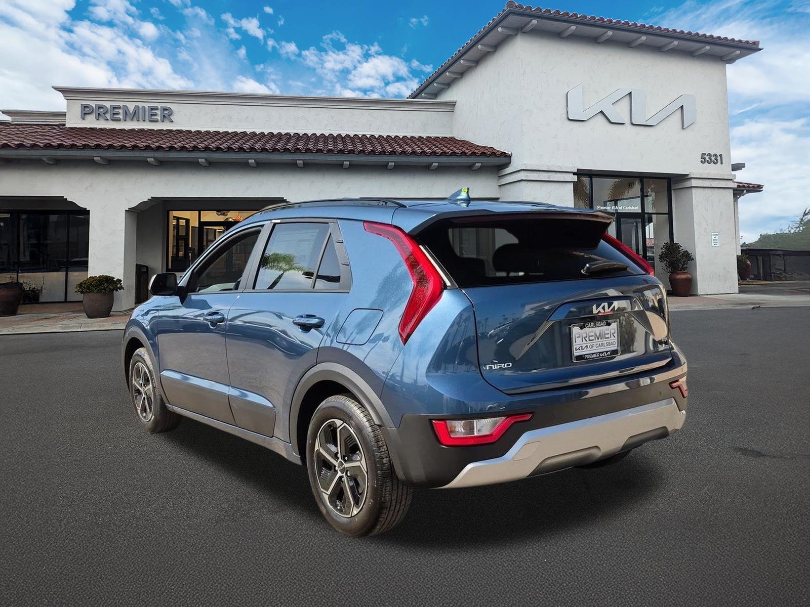 New 2026 Mineral Blue Kia EX image 6