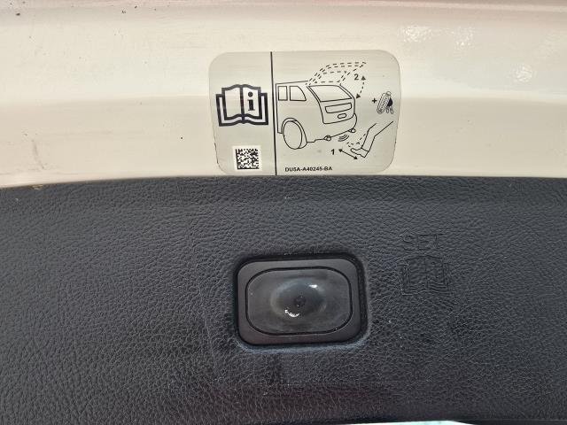 Used 2019 White Platinum Metallic Tri-Coat FORD TITANIUM image 34