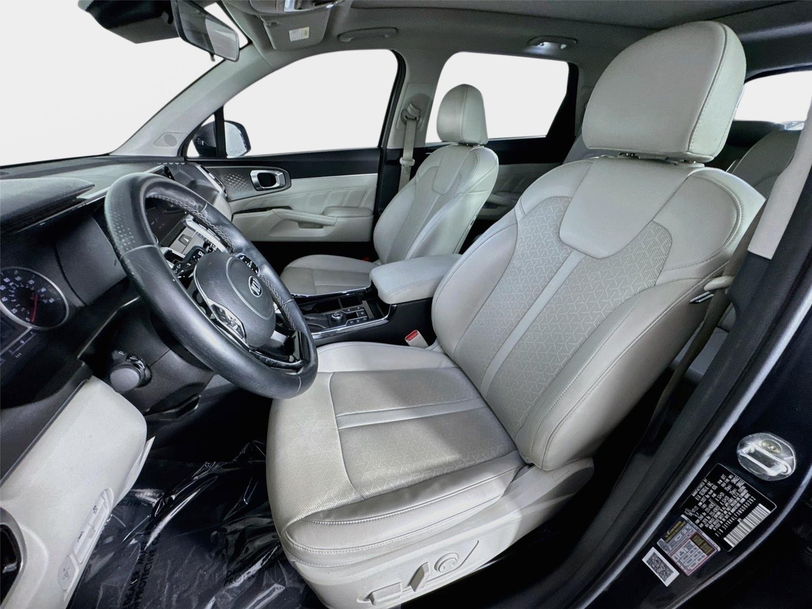 Used 2021 Gravity Gray Kia SX image 11