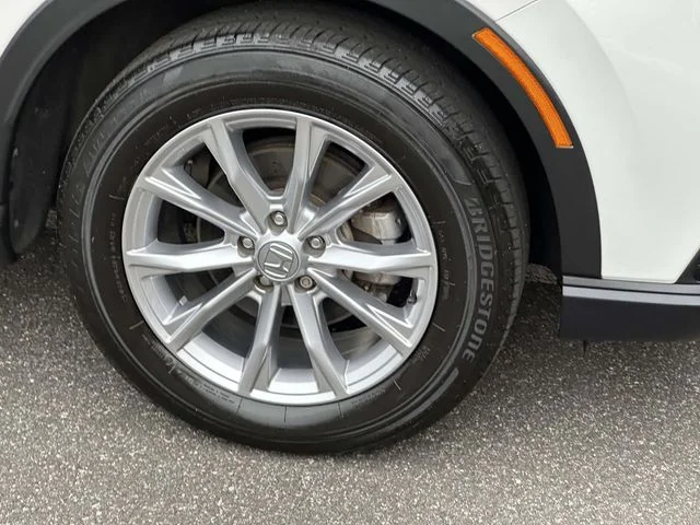 Certified Used 2024 Platinum White Pearl Honda EX-L image 8