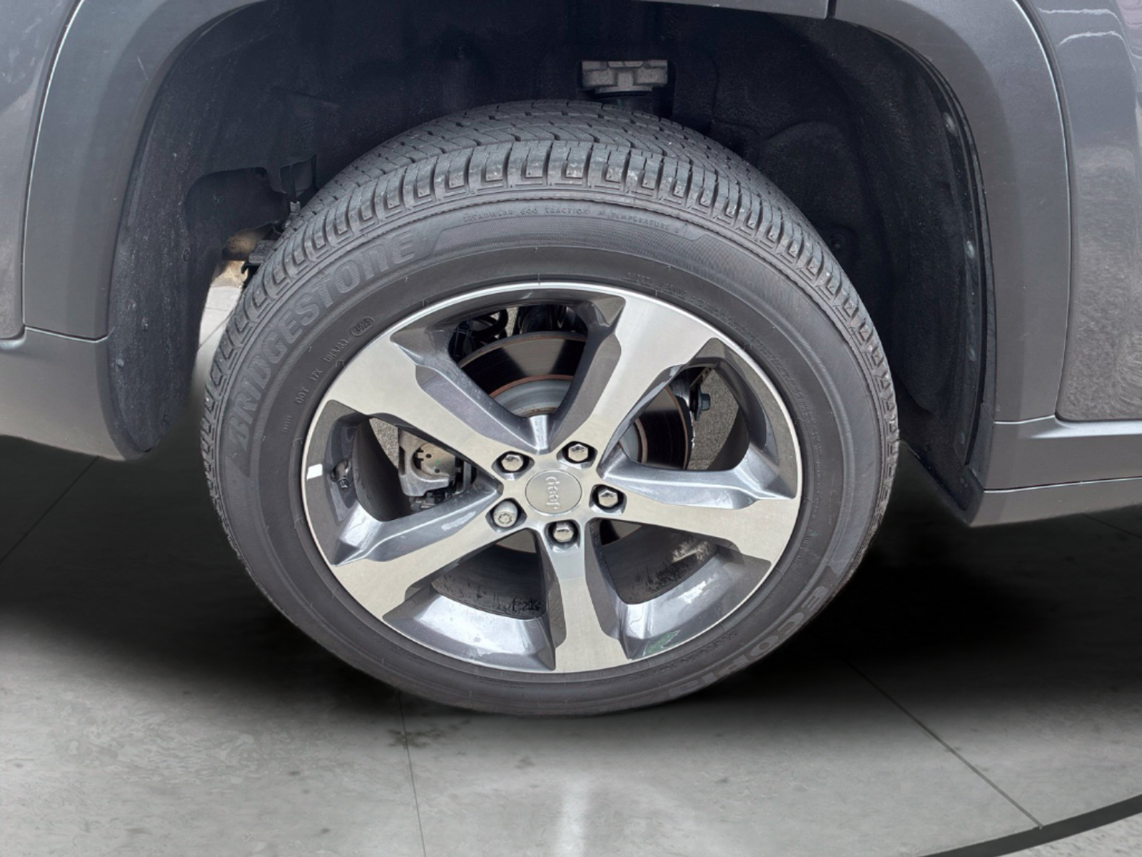 Used 2026 Gray Jeep Limited image 49