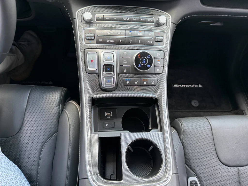 Used 2023 Shimmering Silver Hyundai Limited image 22