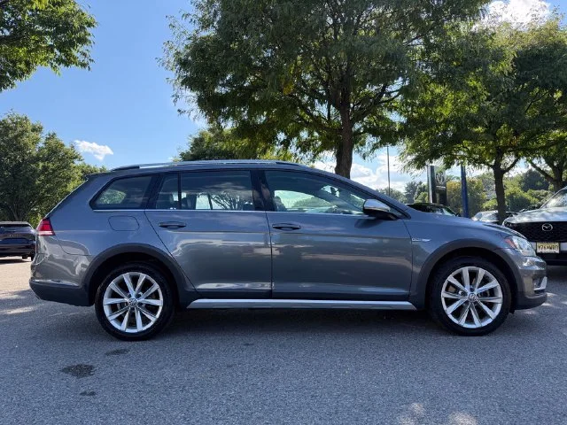 Used 2018 Gray Volkswagen TSI SE image 11