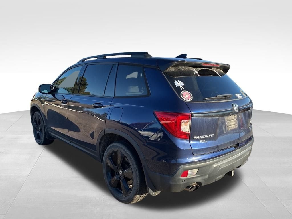 2021 Honda Passport Elite photo 2