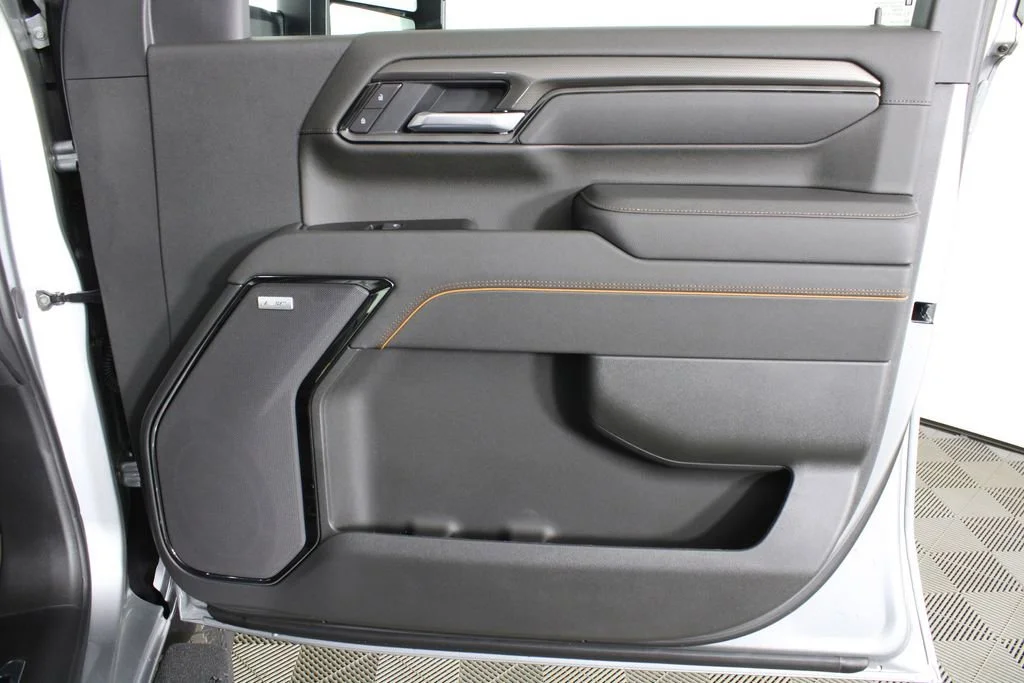 New 2026 Sterling Metallic GMC AT4 image 8