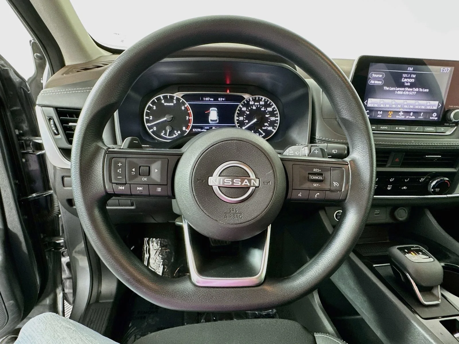 Used 2023 Gray Nissan S image 12