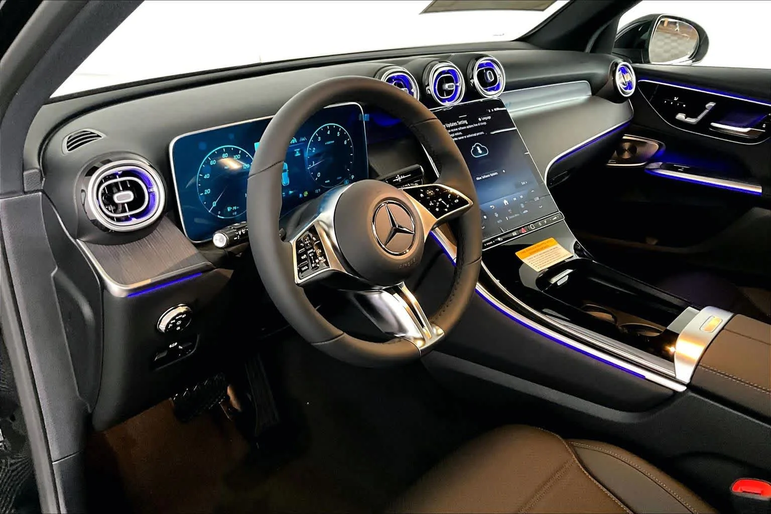 New 2026 040/Black Mercedes-Benz GLC 300 image 10