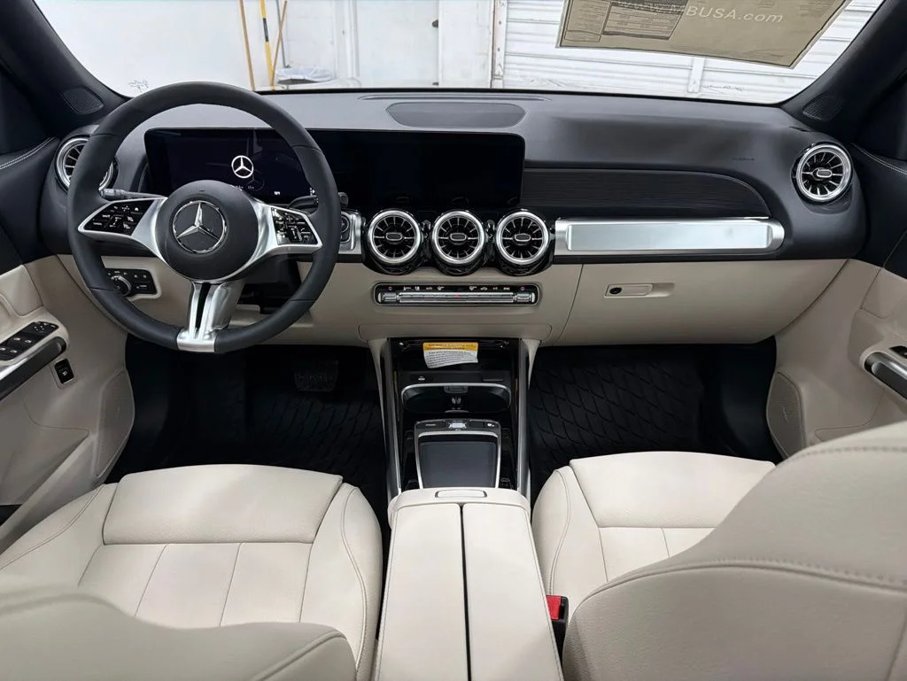 New 2026 Black Mercedes-Benz GLB 250 image 21