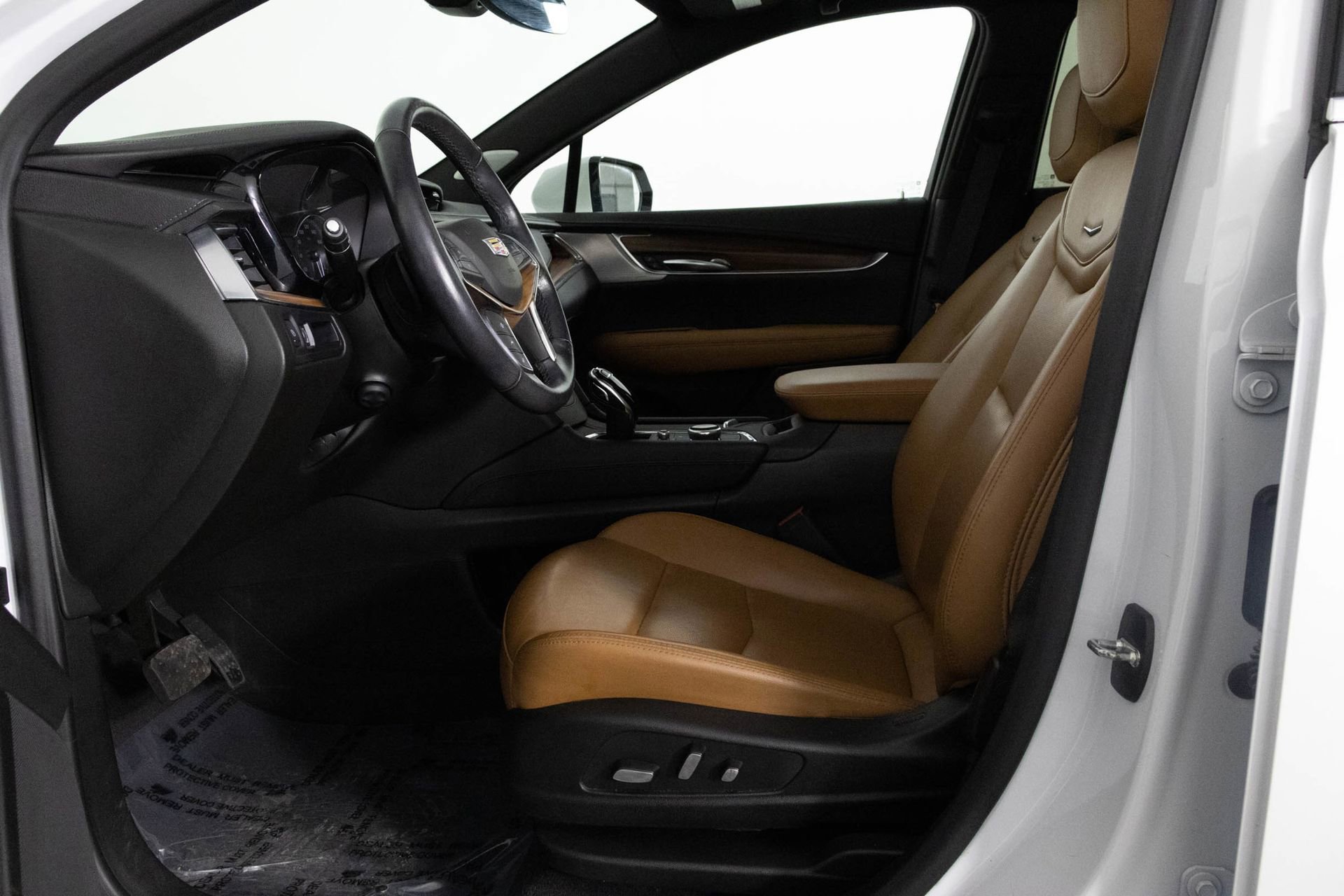 2023 CADILLAC XT5 - Image 19