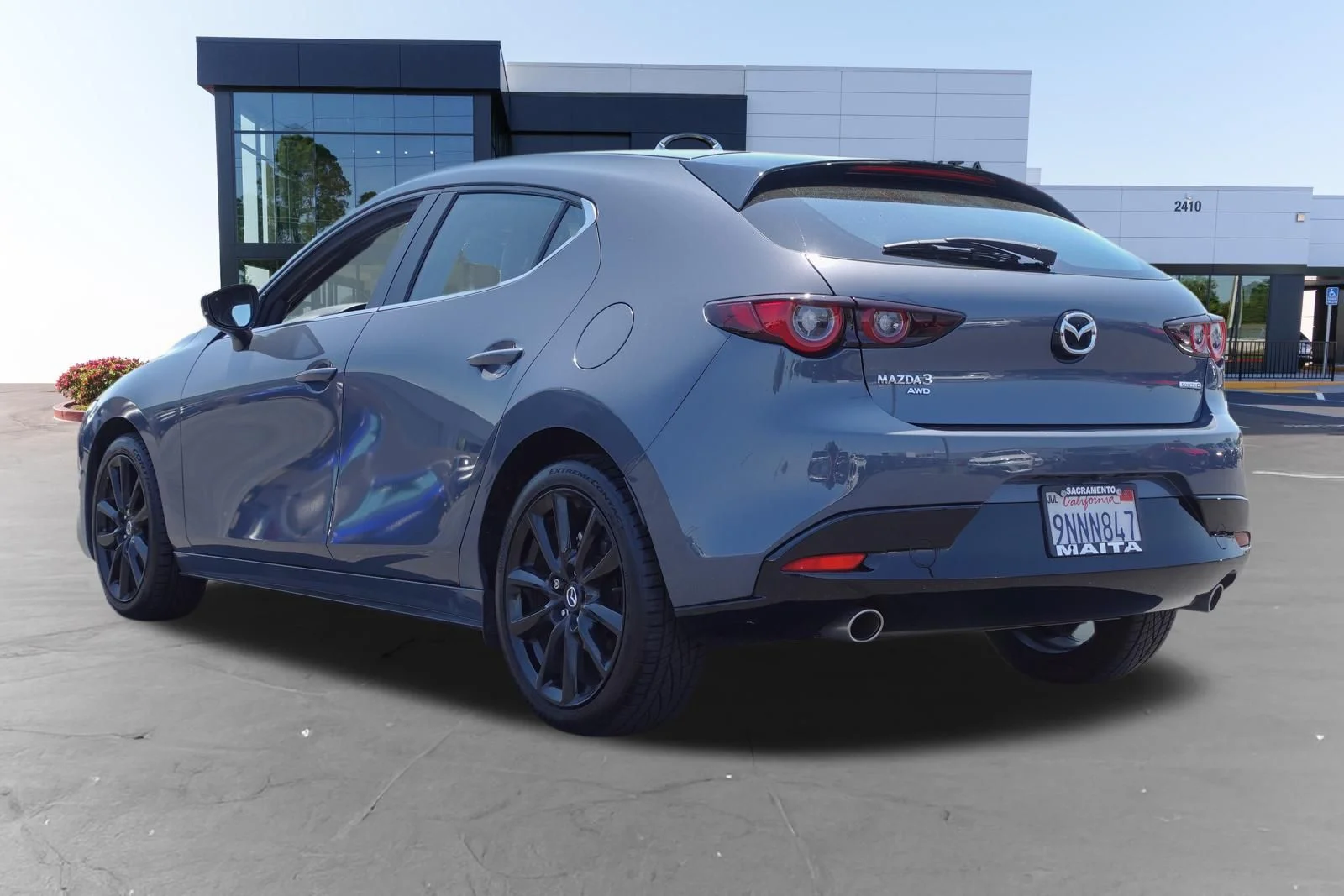 Certified Used 2024 Polymetal Gray Metallic Mazda 2.5 S Carbon Edition image 7