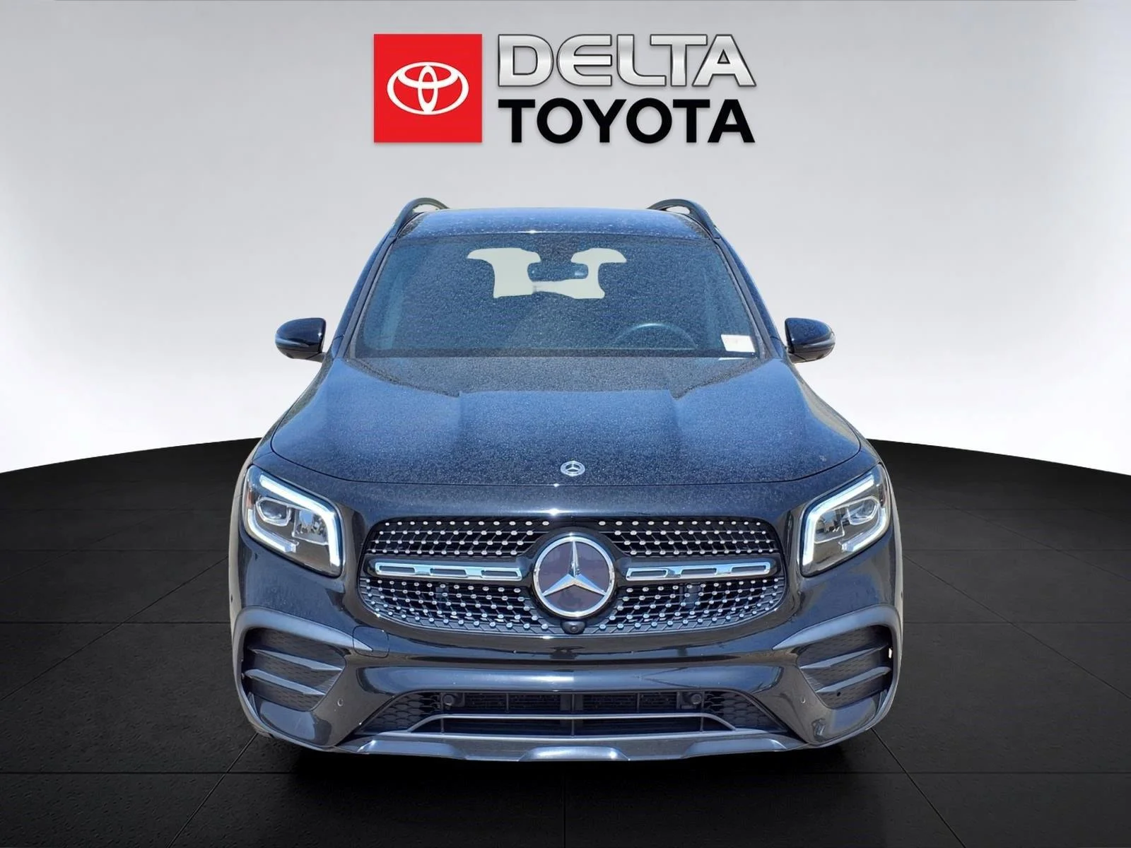 Used 2023 Night Black Mercedes-Benz GLB 250 image 8