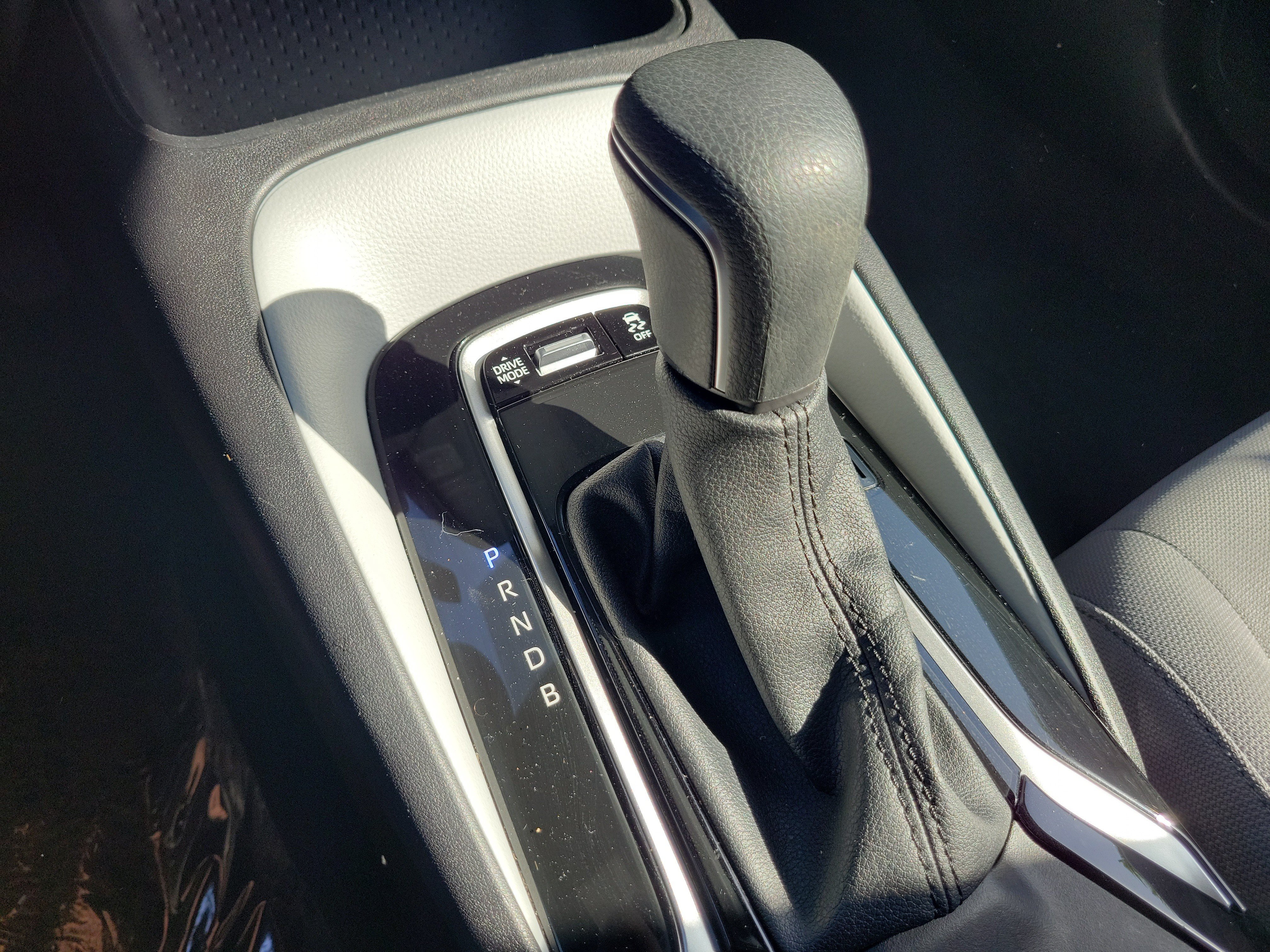 Certified Used 2025 Celestite Toyota SE image 27