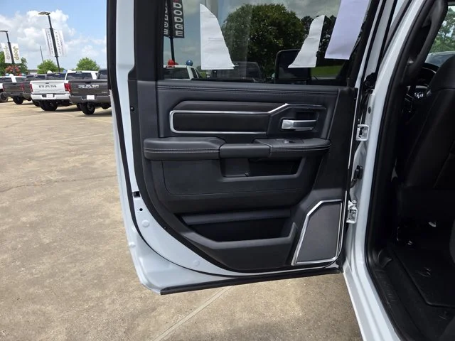 2025 RAM 2500 Laramie - Photo 28