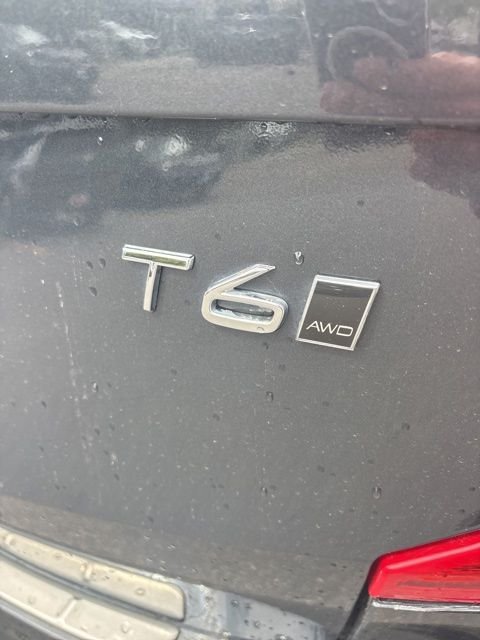 Used 2016 Gray Metallic Volvo T6 Momentum image 4