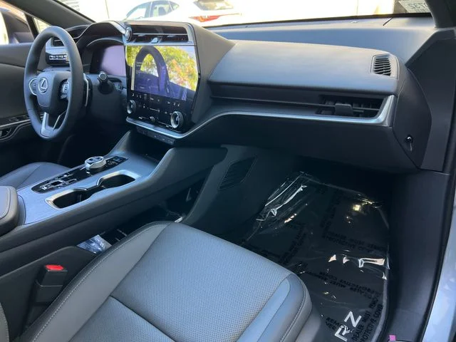 New 2026 Iridium Lexus PREMIUM image 44