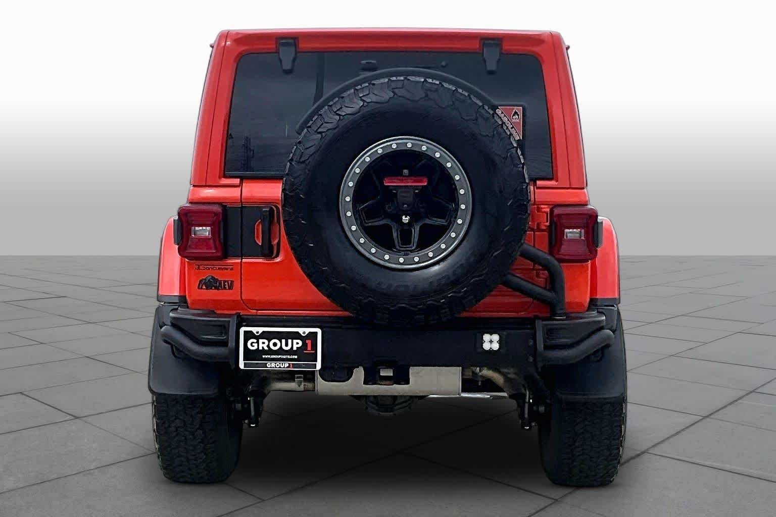 Used 2023 Punkn Metallic Clearcoat Jeep Rubicon 392 image 4