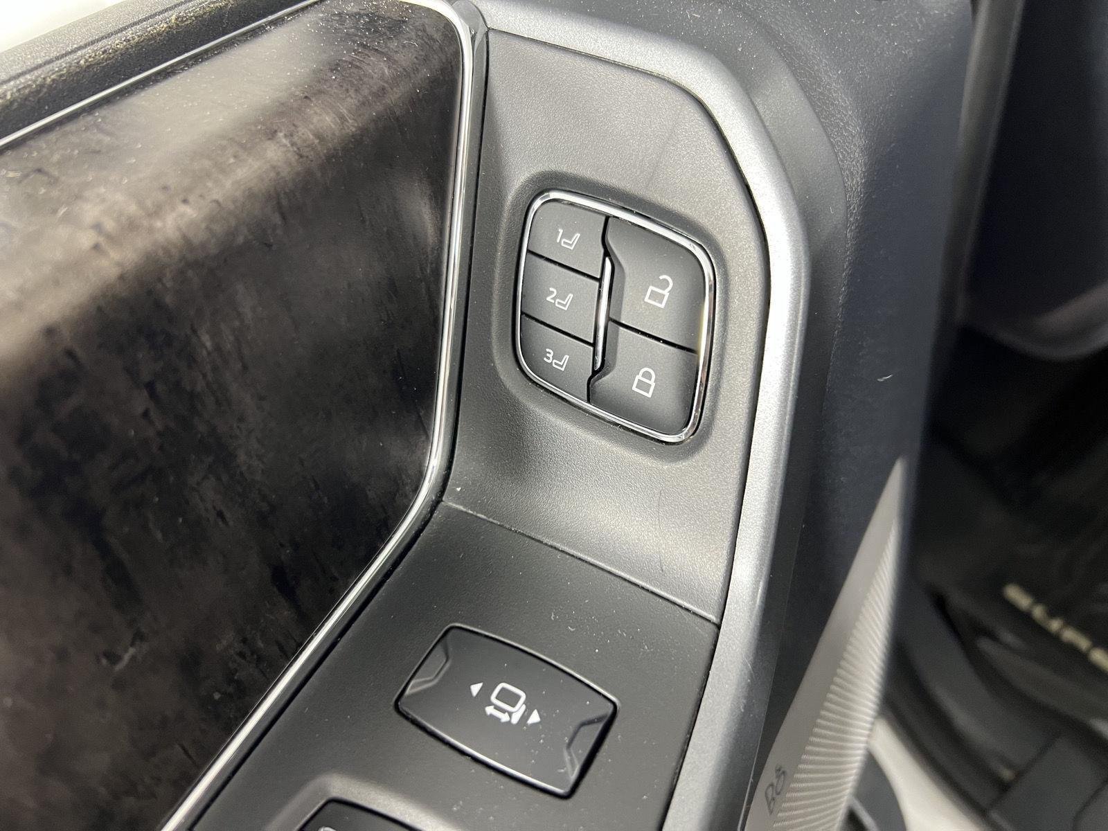 Used 2024 Oxford White Ford Lariat image 18