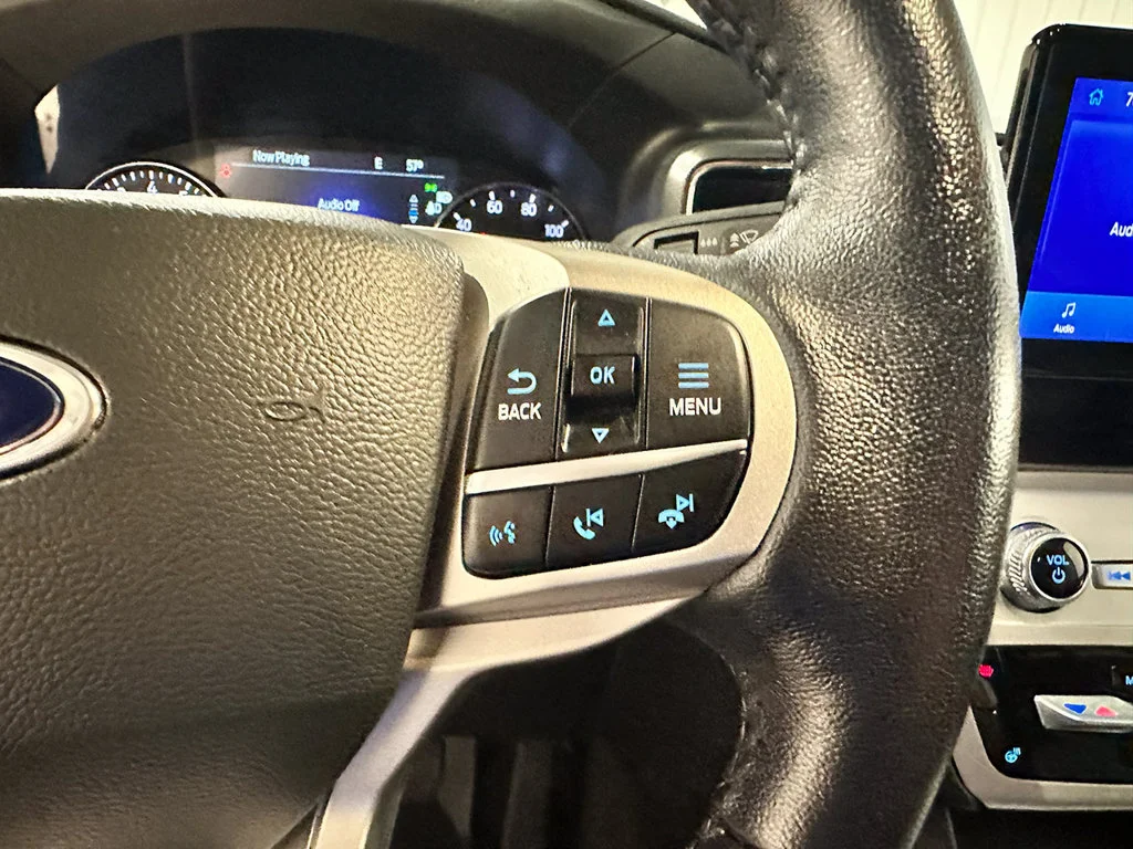 Used 2022 White Ford XLT image 37