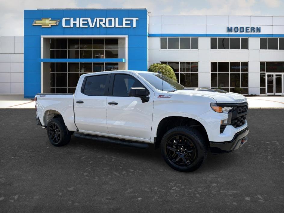 Used 2023 Summit White Chevrolet Custom Trail Boss image 5