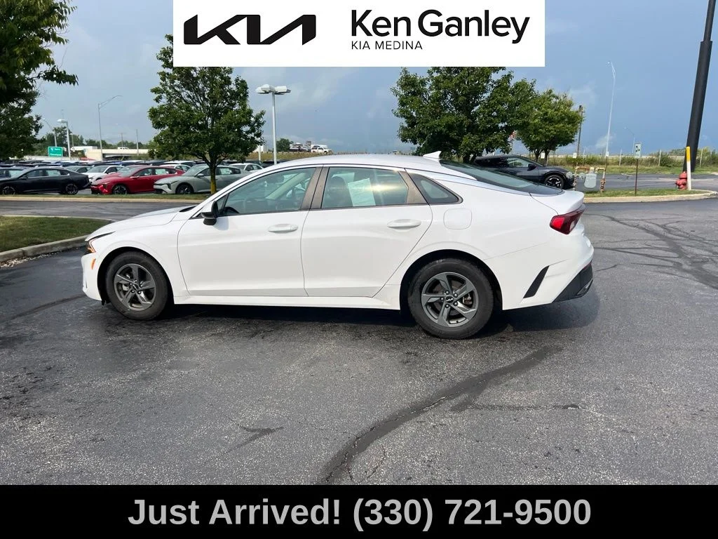 Certified Used 2022 White Kia LX image 8