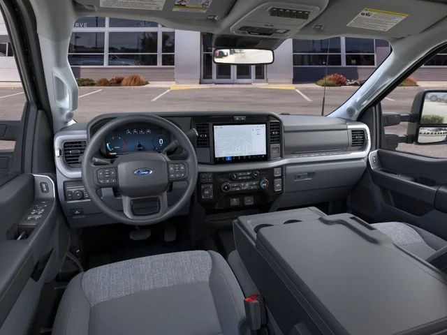 2026 Ford F-350 Super Duty XLT - Photo 9