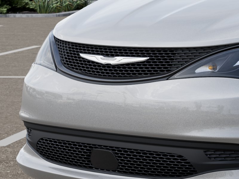 New 2026 Silver Mist Clear-Coat Exterior Paint Chrysler LX image 35