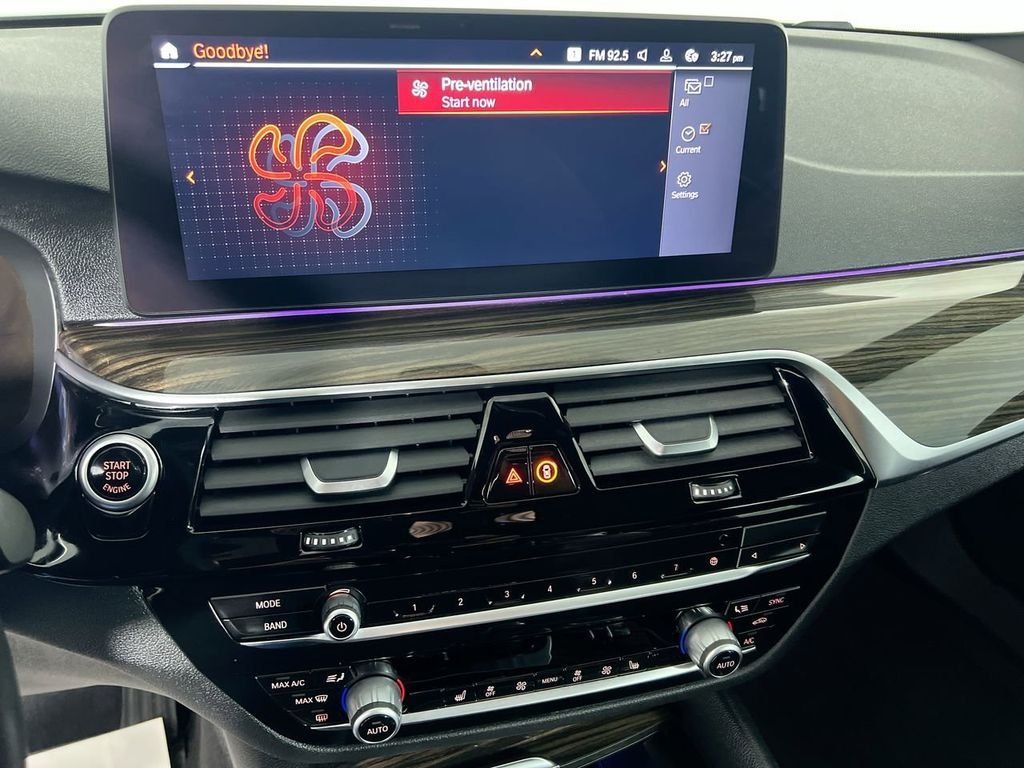 2022 BMW 5 Series 540i - Photo 25