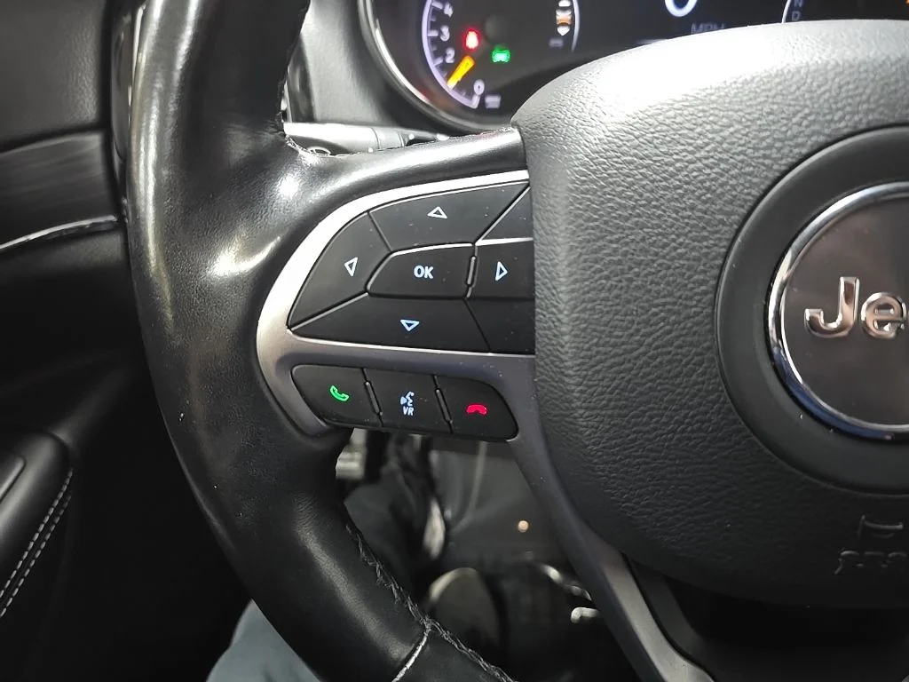Used 2021 Gray Jeep Limited image 20