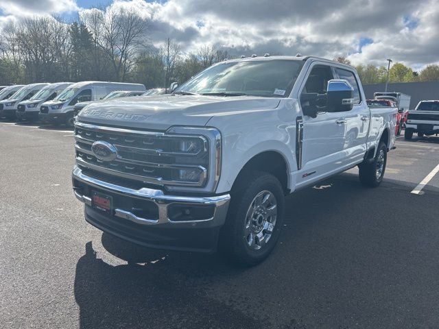 New 2026 Star White Metallic Tri-Coat Ford F-350® King Ranch® image 3